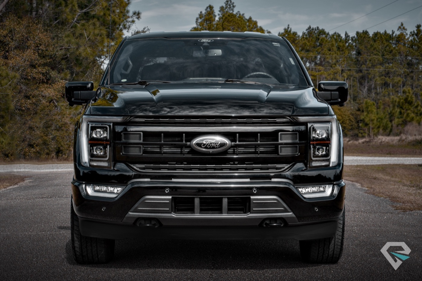Ford Super Duty front view